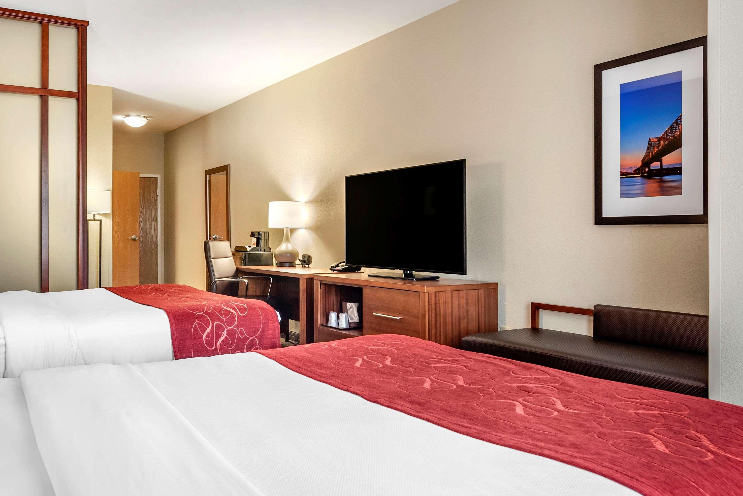 Comfort Suites Airport Luckney Eksteriør billede